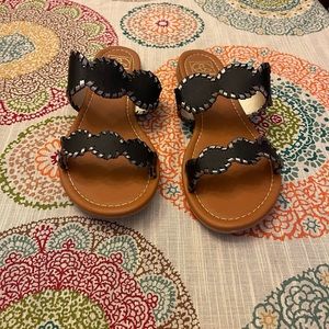 NWT GORGEOUS Everglades black/pewter sandals